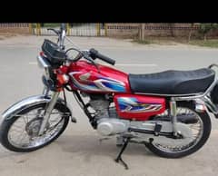 Honda 125 neet and clean