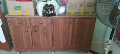 Rug, Computer trolley, Pedestal Fan for sale