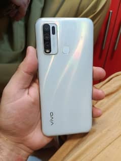 vivo y30 just phone only phone 4ram/128 rom