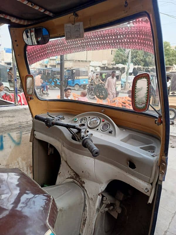 Sazgar rickshaw 2010 model 18