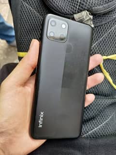Infinix smart 6 HD+ one hand used