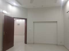 10 MARLA UPPER PORTION FOR RENT GAS AVAILABLE
