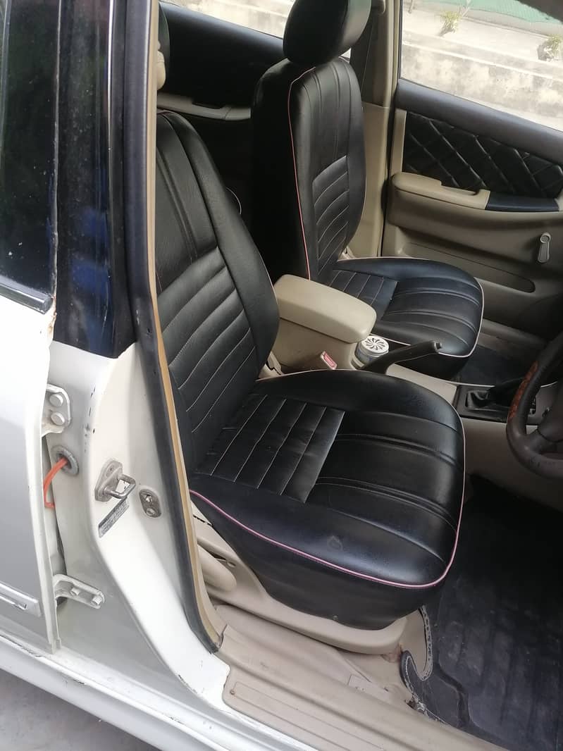 Toyota Corolla 2.0 D 2006 good condition 2st owner on my name 15