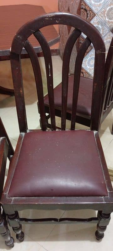 big dinning with 6 chairs ok condition and low price 6