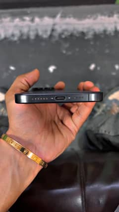 iphone 15 pro max PTA 256 GB
