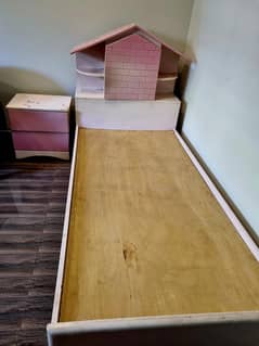 Pink Single Bed for Girls – Charming House Design