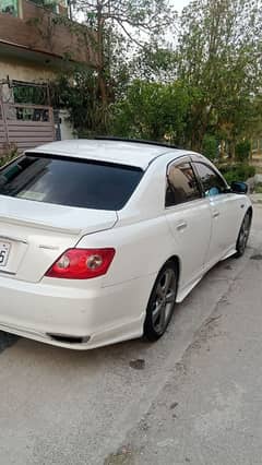 Toyota Mark X 2004 Sunroof