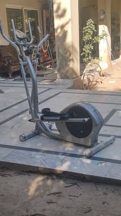 exercise cycle elliptical machine cross trainer magnetic upright bike