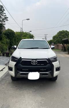 Toyota Revo