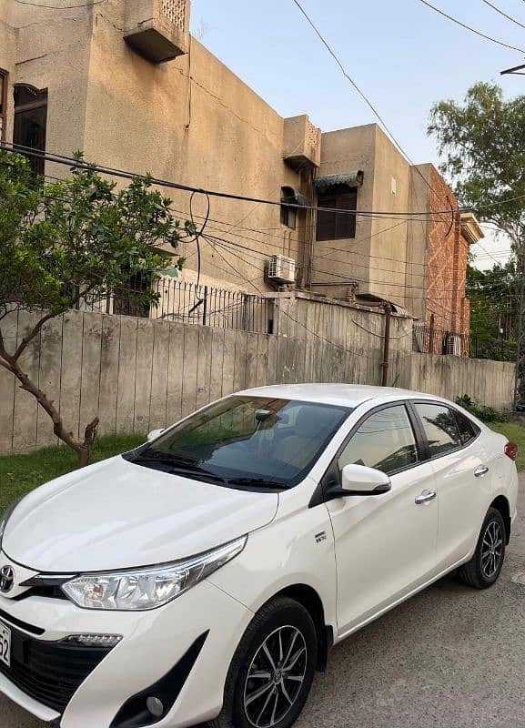 Toyota Yaris ATIV X 2021/2022 6