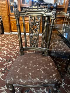 Dinning table with 6 chairs