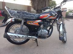 Selling my new Honda 125 model 2022