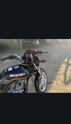 SUZUKI