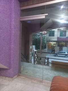 Office front glass 12mm  size 9×8.5 for sale