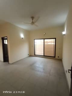 10 Marla House For Rent Good Location With Gass Double Unit House
