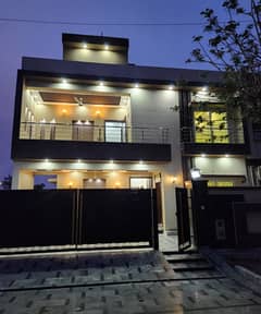 10 MARLA BRAND NEW MODERN HOUSE FOR SALE - ROSE BLOCK PARKVIEW CITY NEAR THOKAR NIAZBAIG