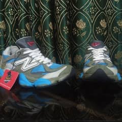 NEW BALANCE 9060