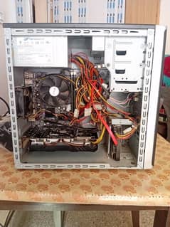 GAMING PC IN GOOD CONDITION