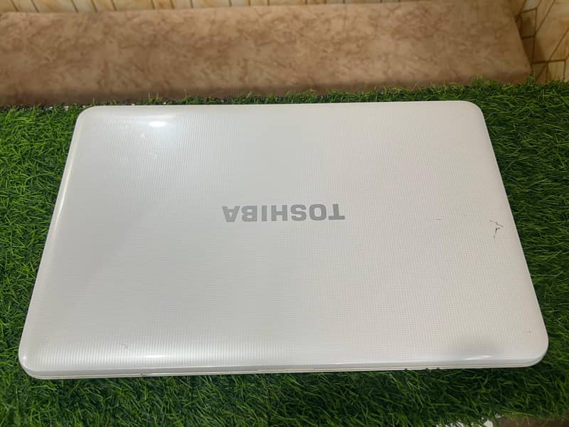 Toshiba Satellite c850 i5 3rd Generation Awesome Laptop 5