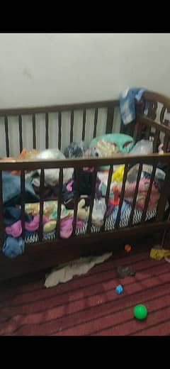 baby cot good condition