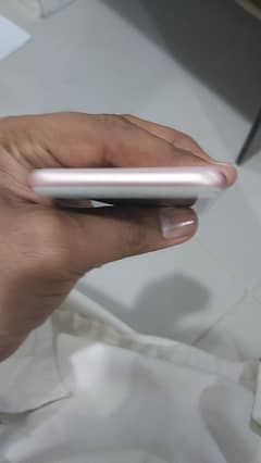 I PHONE 7 LUSH CONDITION 128 GB