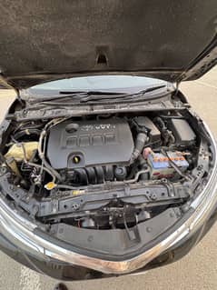 Toyota Corolla Grande 2018 Black – Total Genuine – Urgent Sale