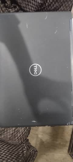 Latitude 5590. Core I 5 8 generation