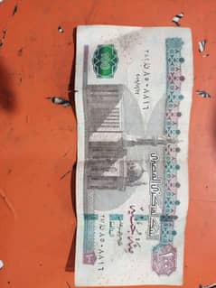 100