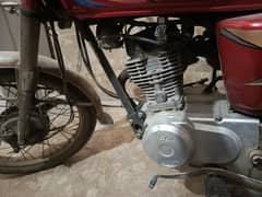 UNITED 125CC EURO KARACHI NUMBER