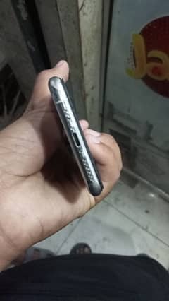 11 pro 10/10 with magnet colling fan