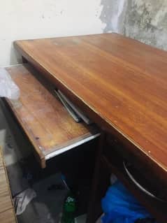 Computer Table