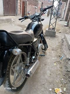 suzuki gs 150
