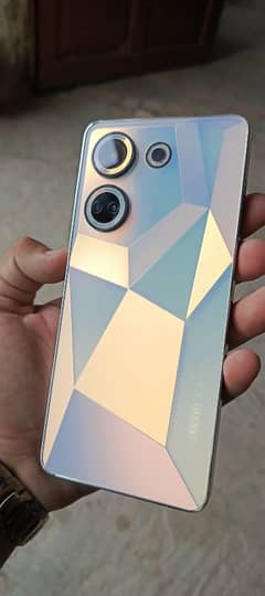 Tecno Camon 20