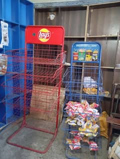 2 lays stand