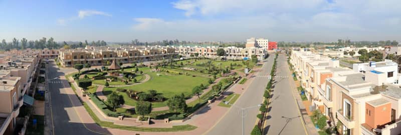 8 Marla Grey Structure House Solid Construction For Sale in Phase 1 B Block  Dream Gardens  Lahore 24