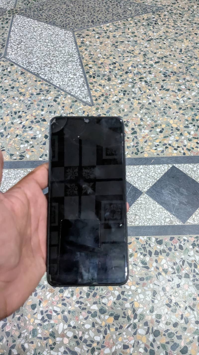 Redmi 13c 4/128 All ok no open rapere on hand use with box with charge 3