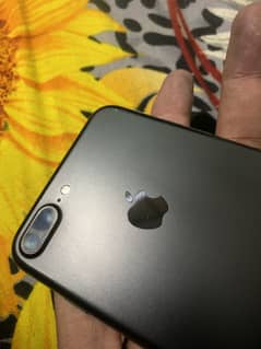 iPhone 7plus 128gb pta approved 0347-0606029