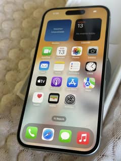 iPhone 15 sim lock LLA
