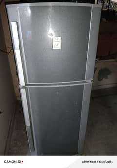 Good Condition ( Fridge ) Dawlance refrigerator 9175 for urgent sale