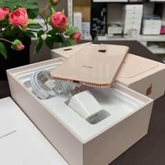 Apple iphone 8 plus WhatsApp 03193220576