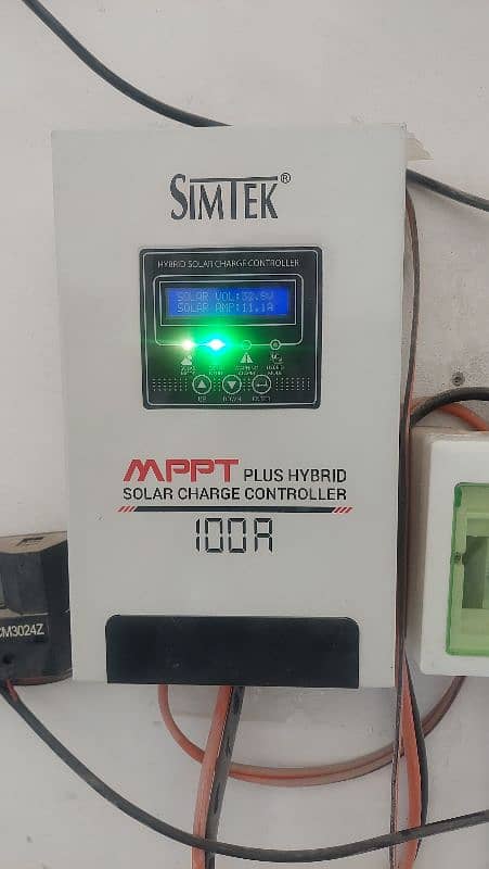 simtek mppt 100amp charge controller 2