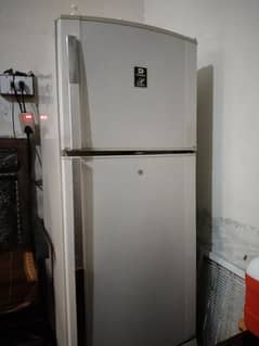 dawlance fridge for sell