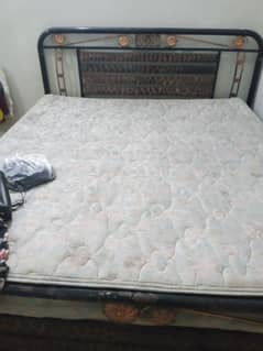 iron bed with from