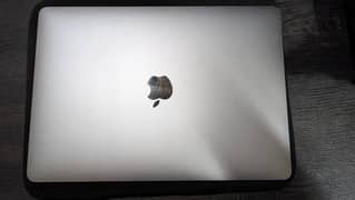 MacBook Pro (2016, 13 inch)