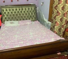 Modern style bed with sidetable