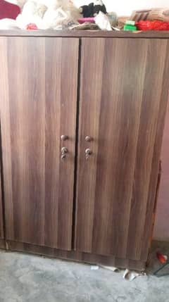 almari good condition