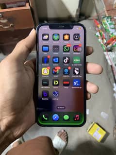 URGENT SALEEEEEE.  Iphone 12