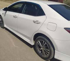 Corolla Grande Top of the line 03141309172