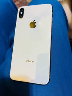 Xs max 256gb gold colour Battery Change but 1 din nikal jaty hy