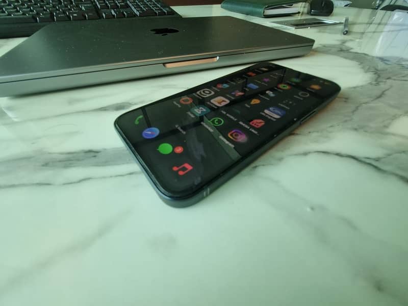Brand New Untoch Iphone 13 Non PTA Esim Time 4